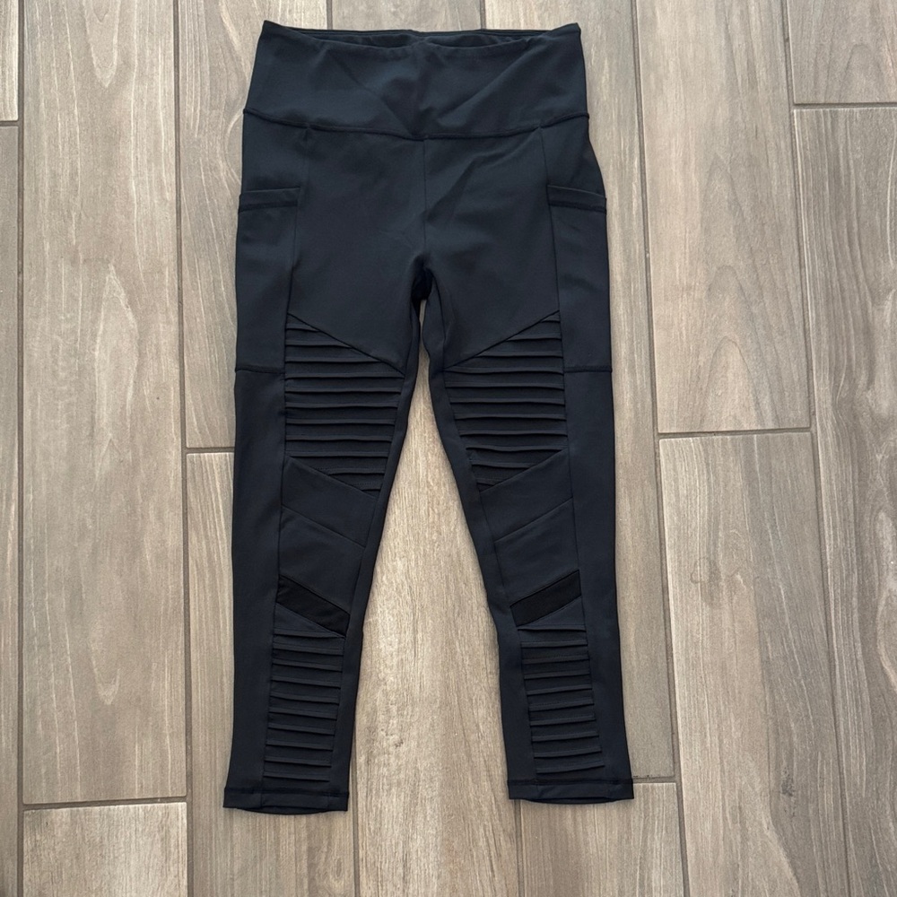 Constantly Varied Gear CVG Black Moto Leggings Capri size small